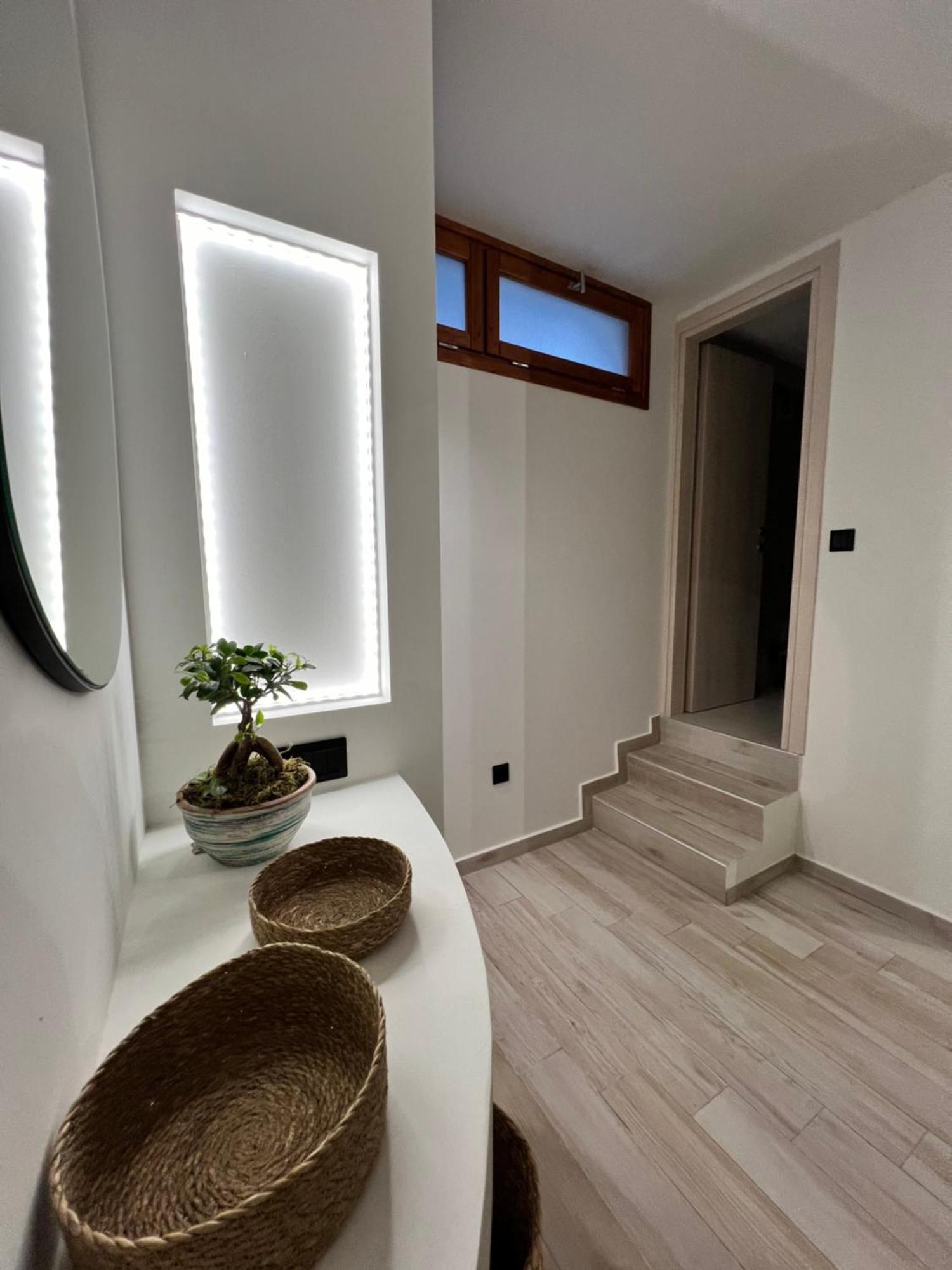Olea White Villa Skiathos Town Exterior photo
